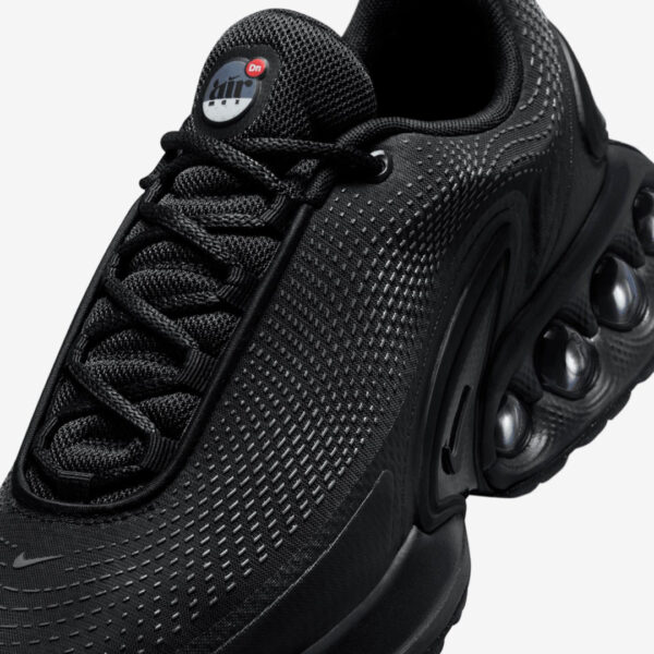 dn Triple Black